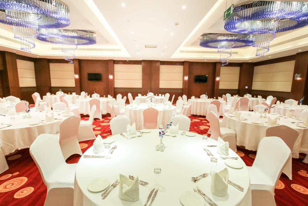 Danat Capital Hotel Abu Dhabi Esterno foto