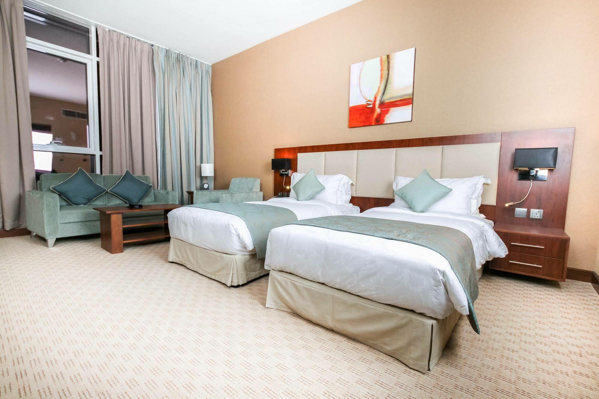 Danat Capital Hotel Abu Dhabi Esterno foto